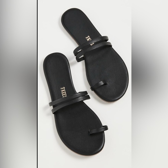 TKEES Shoes - Tkees woman’s Leah sandals size 10 black